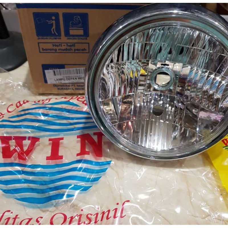 reflektor lampu depan megapro lama