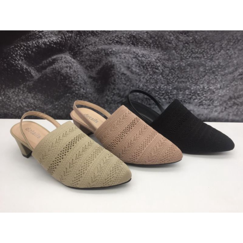 sepatu sandal selop karet merk details