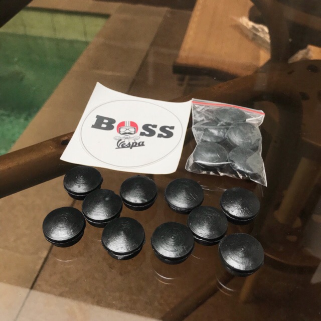 Karet Penutup Baut Velg Vespa GTS S LX LXV