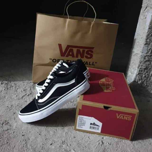 Vans Old Skool &quot;Black White&quot; ORIGINAL BNIB