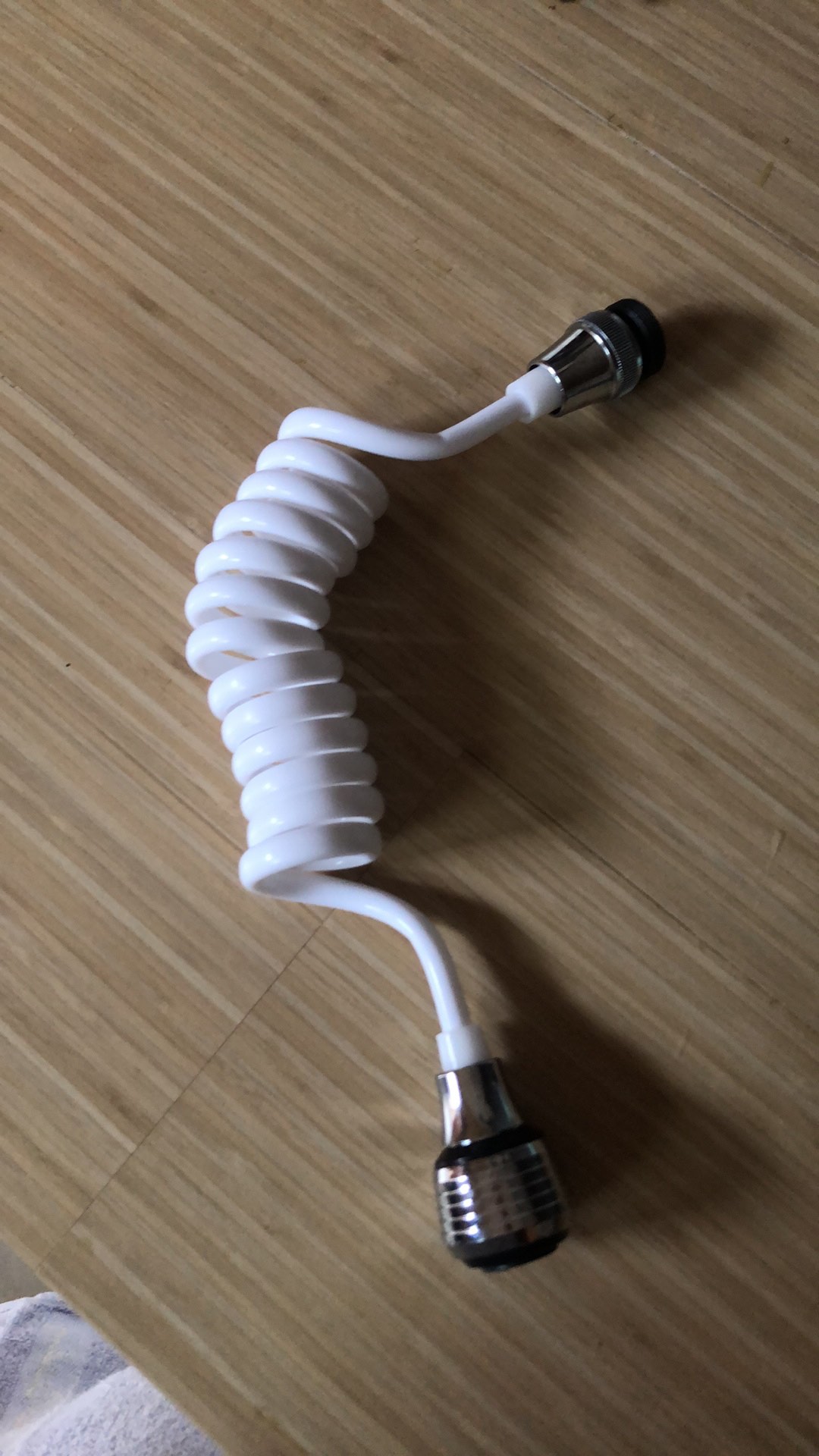 #k06 Sambungan Kran Plastik Irit Air Hingga