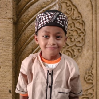 PECI BATIK JOGOKARYAN / PECI BATIK JOGOKARIAN / PECI BATIK JOGOKARIAN Kopiyah Peci Anak-Anak dan Pec