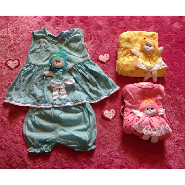 Baju bayi anak boneka