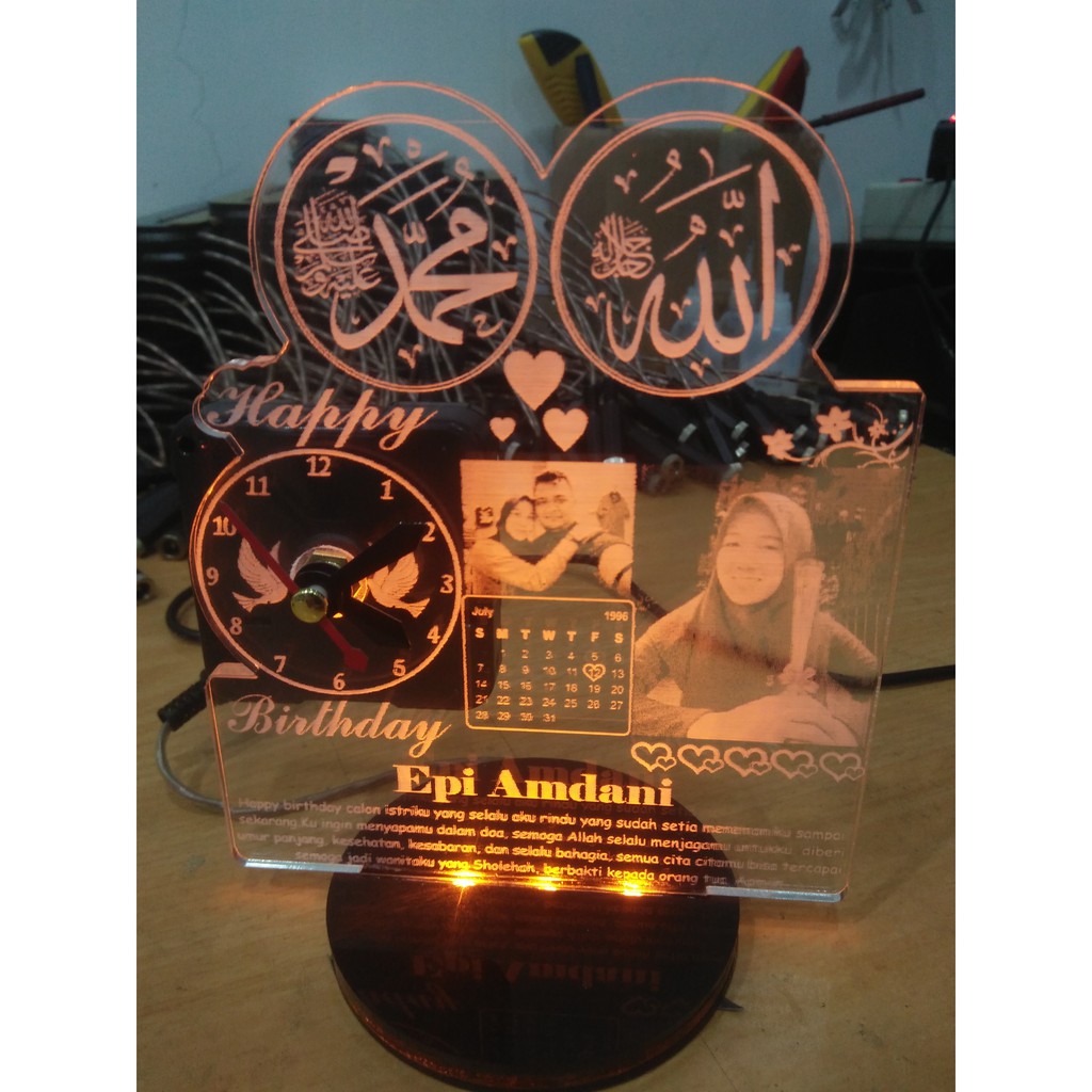 Custom Kado Ulang Tahun Free Design