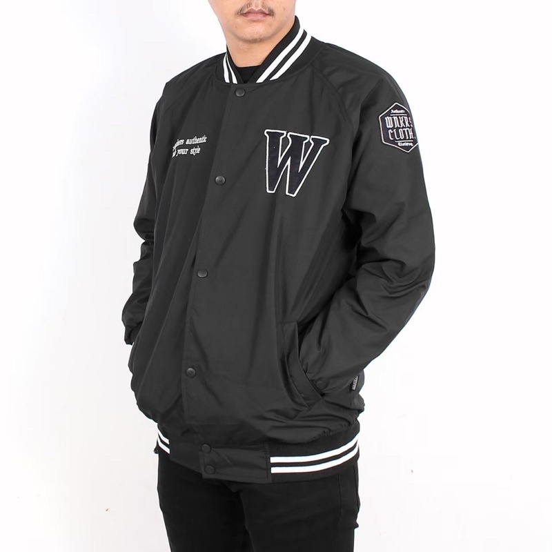 JACKET VARSITY REGLAN PARASUT TASLAN