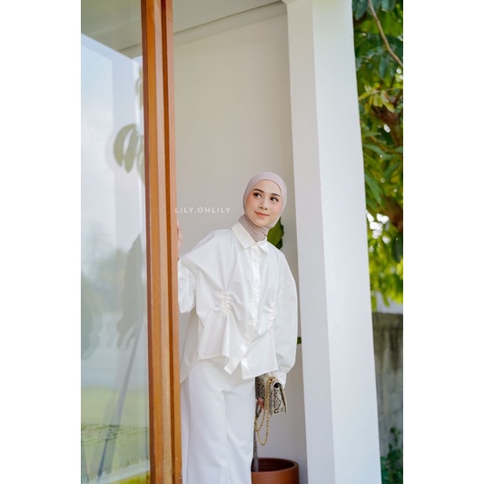 Clara Shirt (READY SIAP KIRIM)