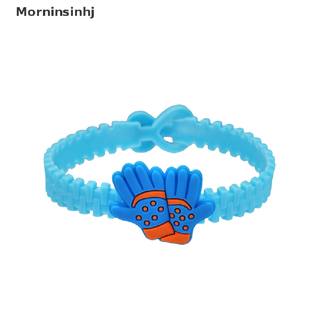 Mornin 5Pcs / Set Gelang Tangan Motif Kartun Piala Dunia / Sepak Bola Bahan PVC Untuk Anak