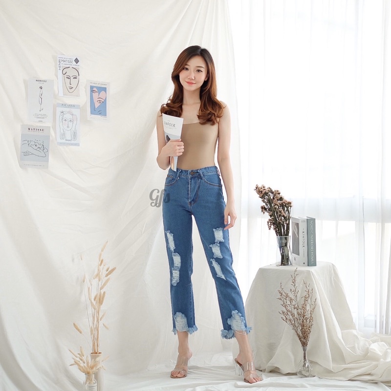 BEFAST - ZFS OOTD Wanita Jeans YAMANE / FOLKY BOYFRIEND RIPPED JEANS / Celana Panjang Denim / Jean Kekiniaan Remaja Wanita / Celana Jeans Robek Robek / Trendy / OOTD Ala Style Korean