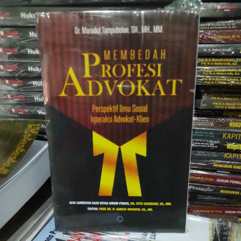 membedah profesi advokat