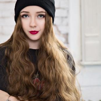 4  - Wig Topi Kupluk Fashion Wanita Panjang Bergelombang Berkualitas Beauty Hair Natural Looking Fem