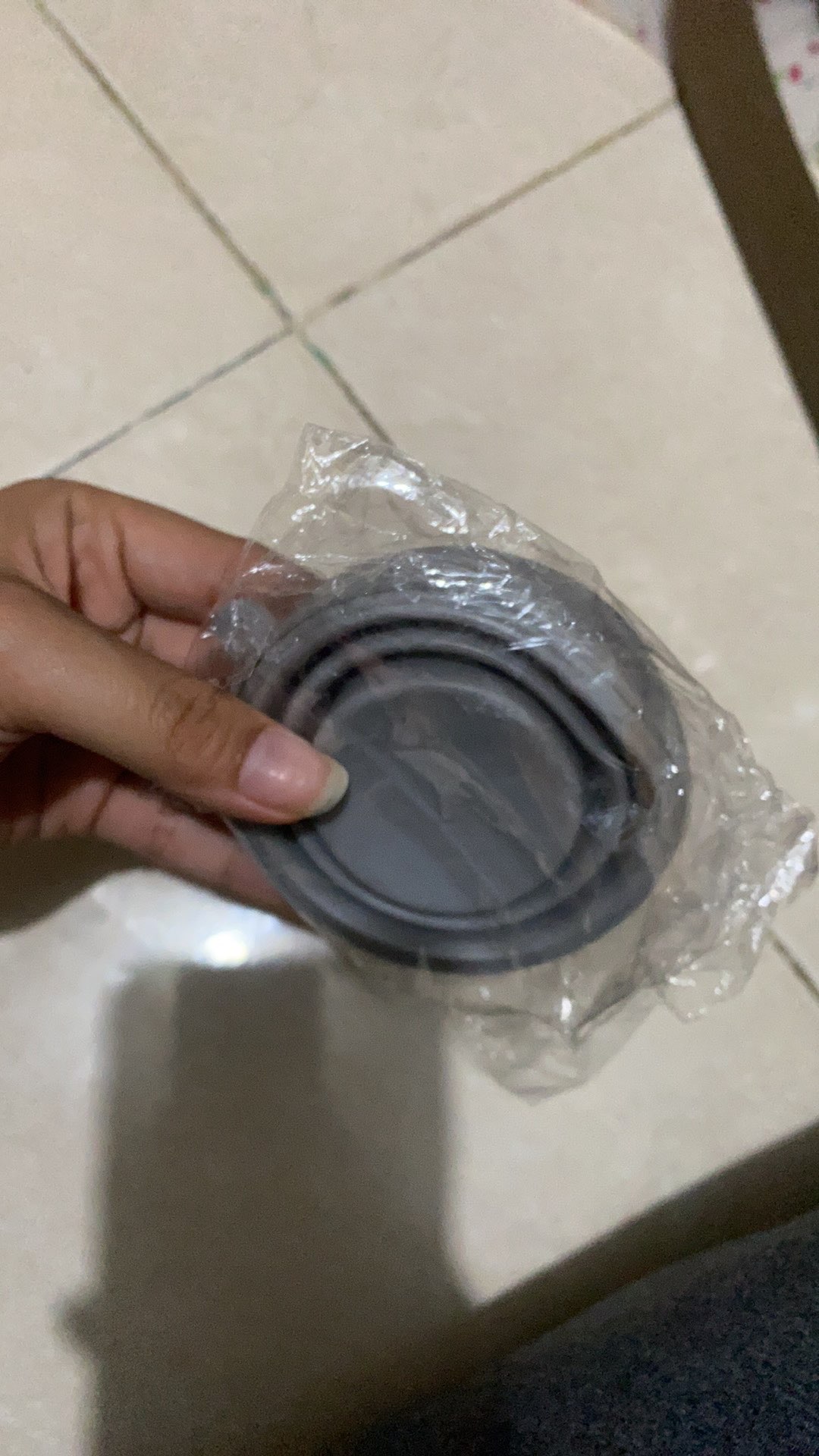Gelas Lipat Multifungsi / Gelas Lipat Silikon Warna Warni / Gelas Minum Lipat Portable