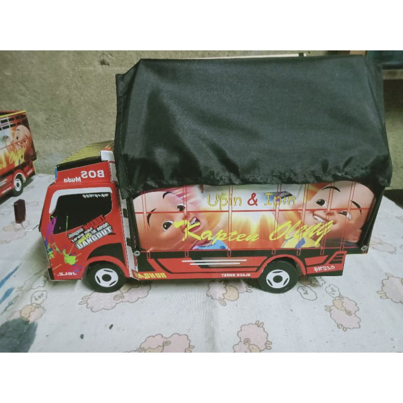Mobil truk miniatur/mobil oleng