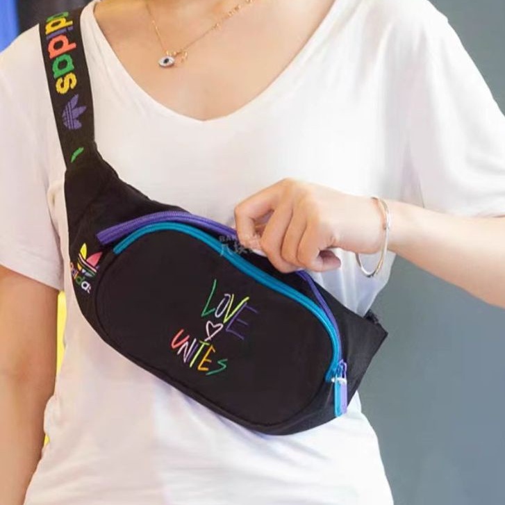 1042 Tas Waistbag Wanita Import Selempang