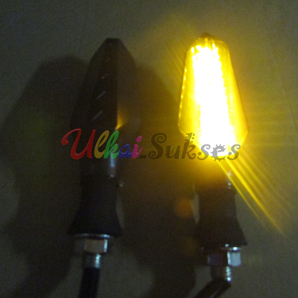 Lampu Sein LED l Variasi Sen Model Cahaya Berjalan 032 Cocok Untuk Vario 125 150 l Aerox l CB l Custom l Vixion l X Abre l Dll Universal Murah Laris