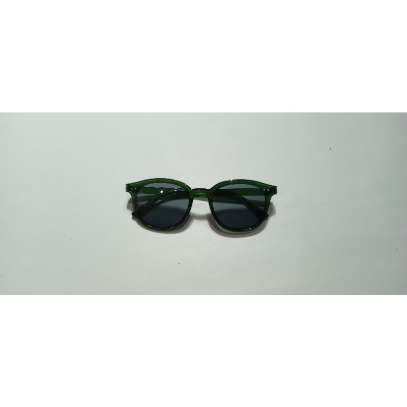 kacamata oval UV 400 kacamata retro sunglasses kacamata Korean mata kucing kacamata hitam pria wanita termurah