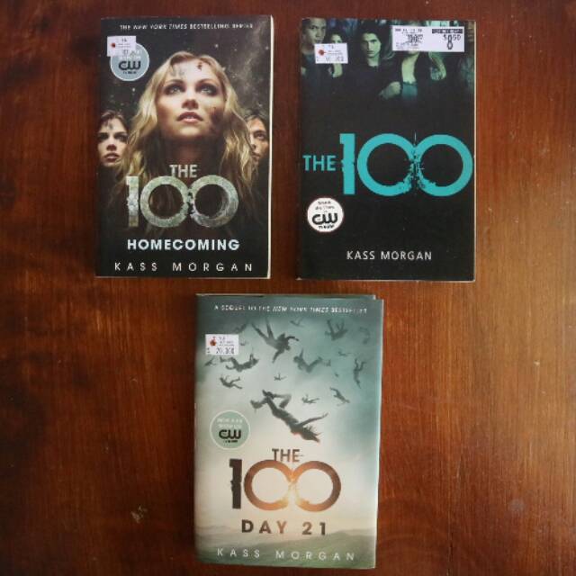 The 100 by Kass Morgan