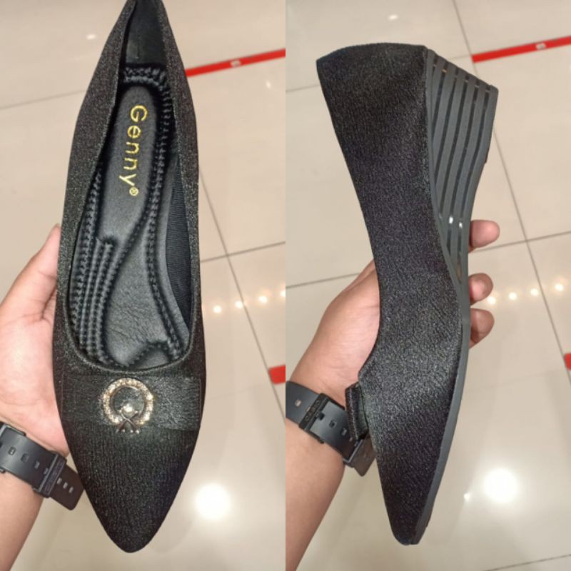 sepatu wedges genny/ sepatu wanita