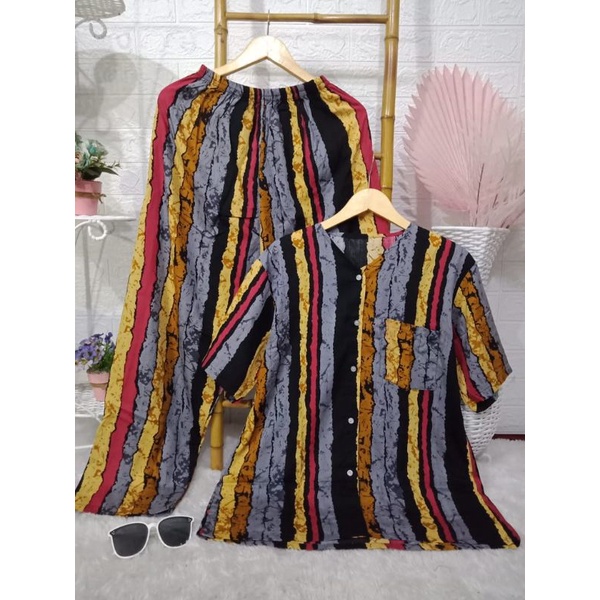 PIYAMA WANITA LENGAN PENDEK JUMBO KOMBINASI ONE SET PIYAMA WANITA RAYON MOTIF MURAH JUMBO KEKINIAN  PAJAMAS RAYON MOTIF KOMBINASI-Motif1