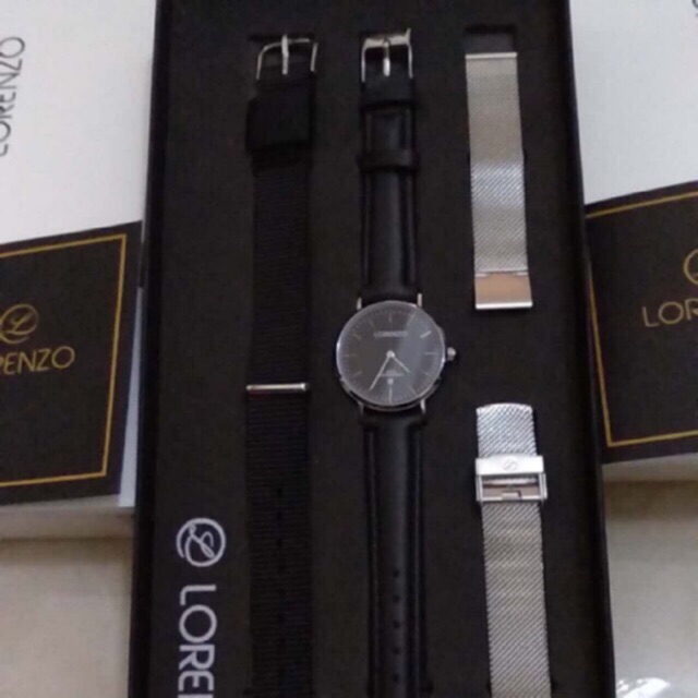 Lorenzo original hitam