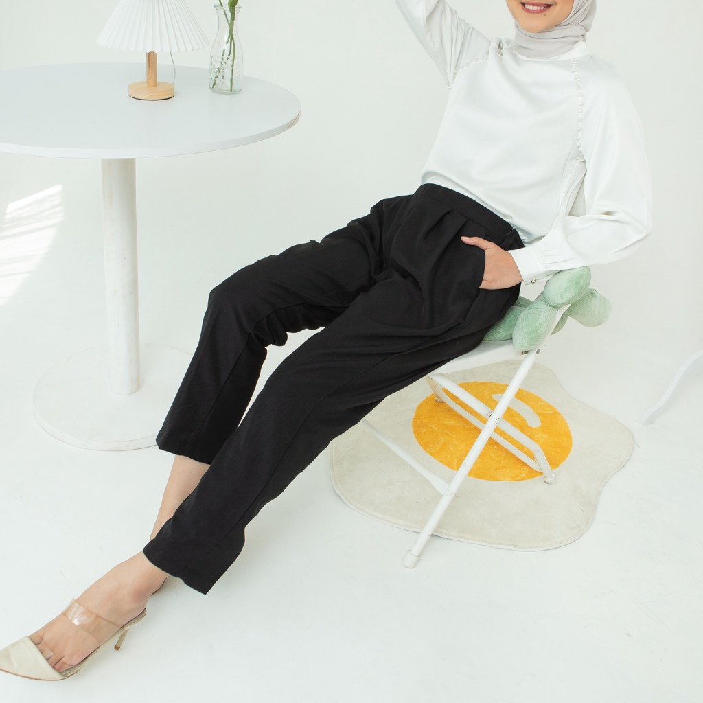 BELVA ANKLE PANTS