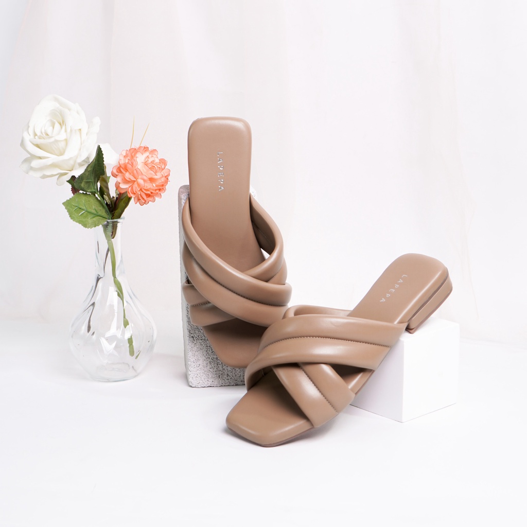 Adarastore - Lapepa VEERA Sandal Selop Wanita Casual Sendal Cewek Model Hak Tahu Motif Tali Silang Kekinian