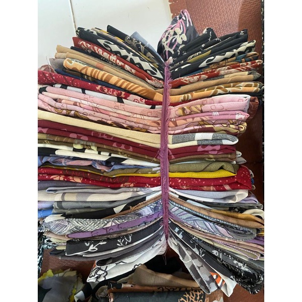 PAKET USAHA HIJAB MOTIF 30pcs