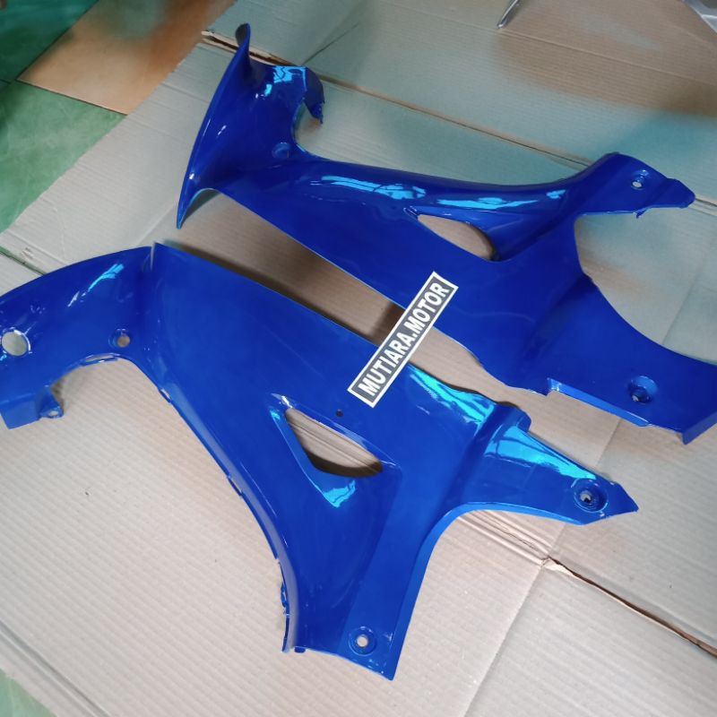 Sayap Dalam Karisma X Biru