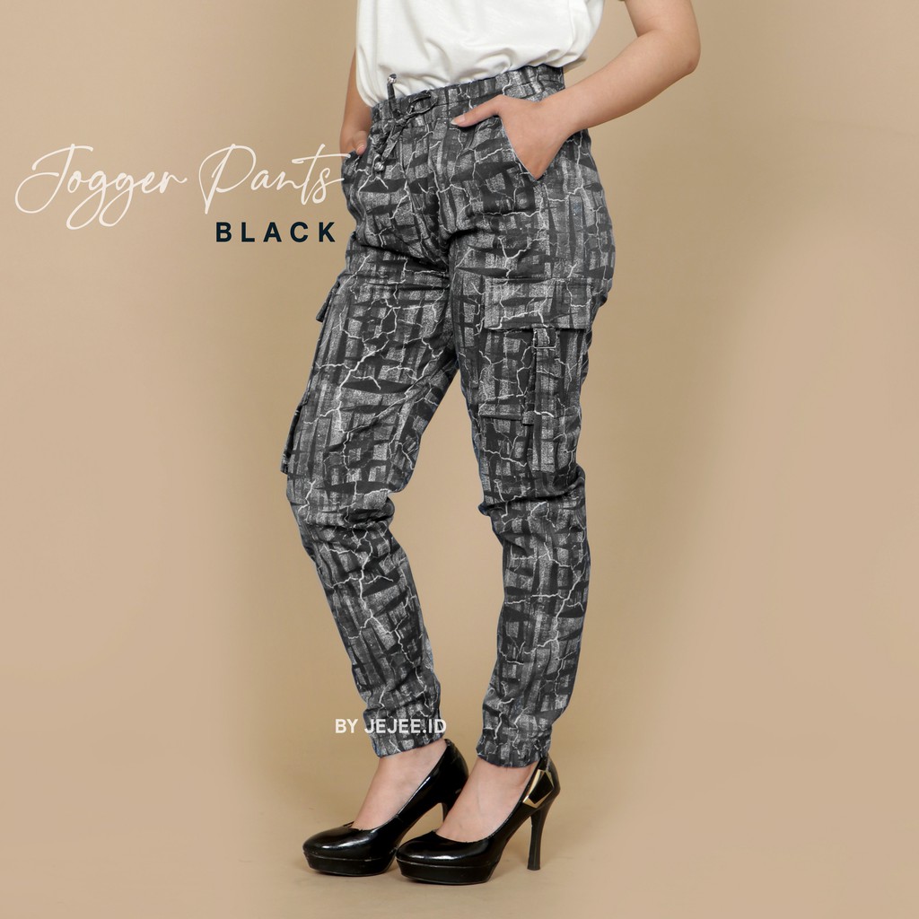 Celana Panjang Joger Wanita Abstrak Jogger Pants Cargo