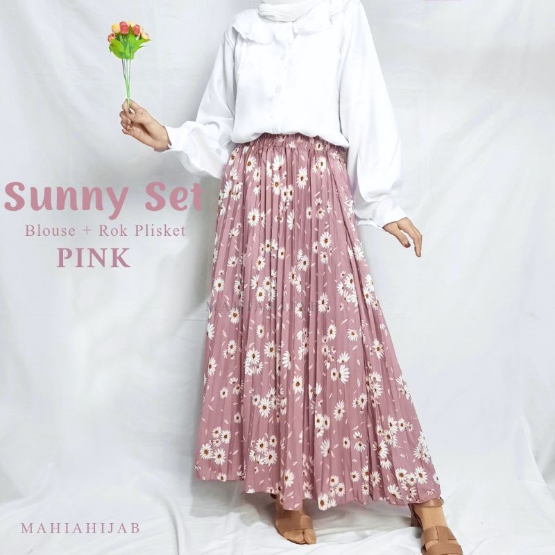 Sunny One Set Blouse + Rok Plisket motif floral | Setelan muslim wanita | Hijab Outfit | Baju muslim