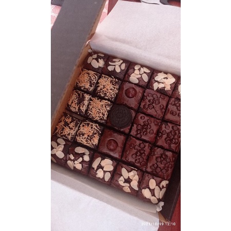 

Fudgy Brownies premium jumbo