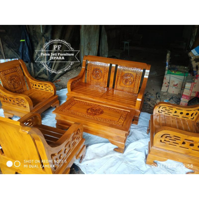 Kursi Tamu Ruangan Meja Tamu Kayu Jati Jepara