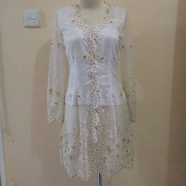 Kebaya putih akad nikah bahan tile full payet preloved