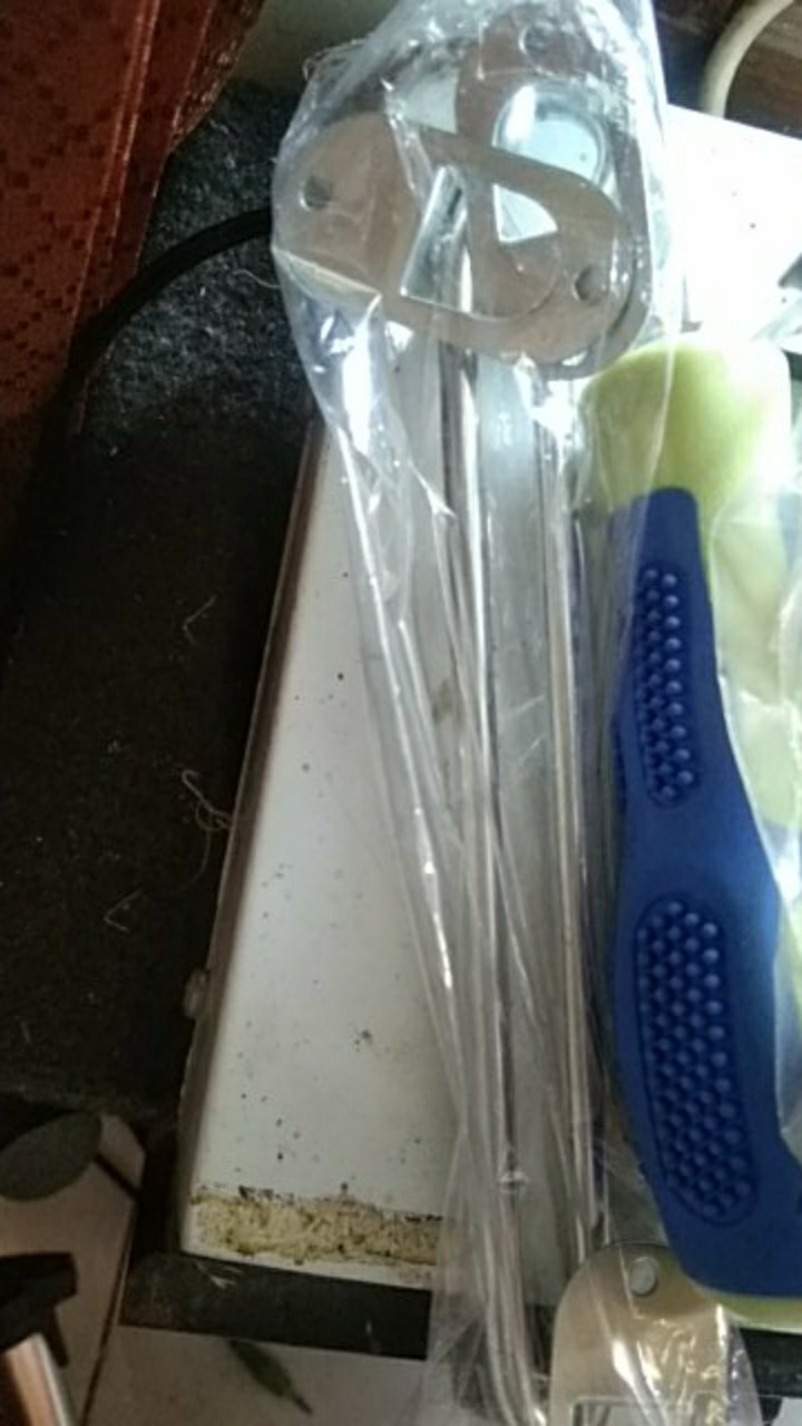 Hak Angin Kait Jendela Polos 5 Mm K. Tekuk Uk. 8 Stamco