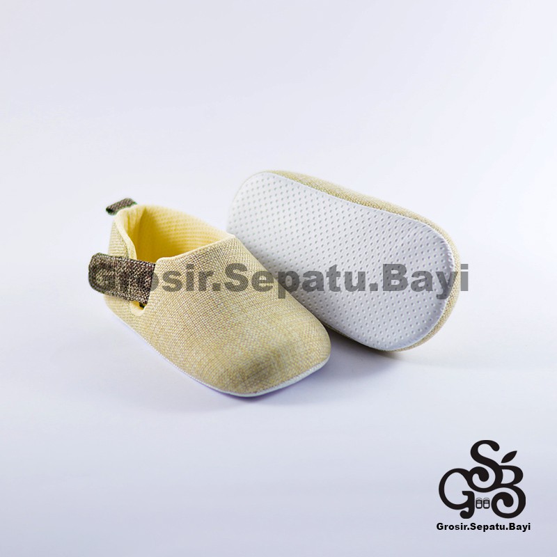 sepatu bayi baby shoes prewalker laki laki umur 2 sampai 14 bulan model velcro PREMIUM warna krem