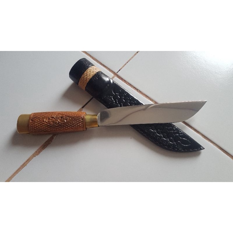 herder bahan aisi D2