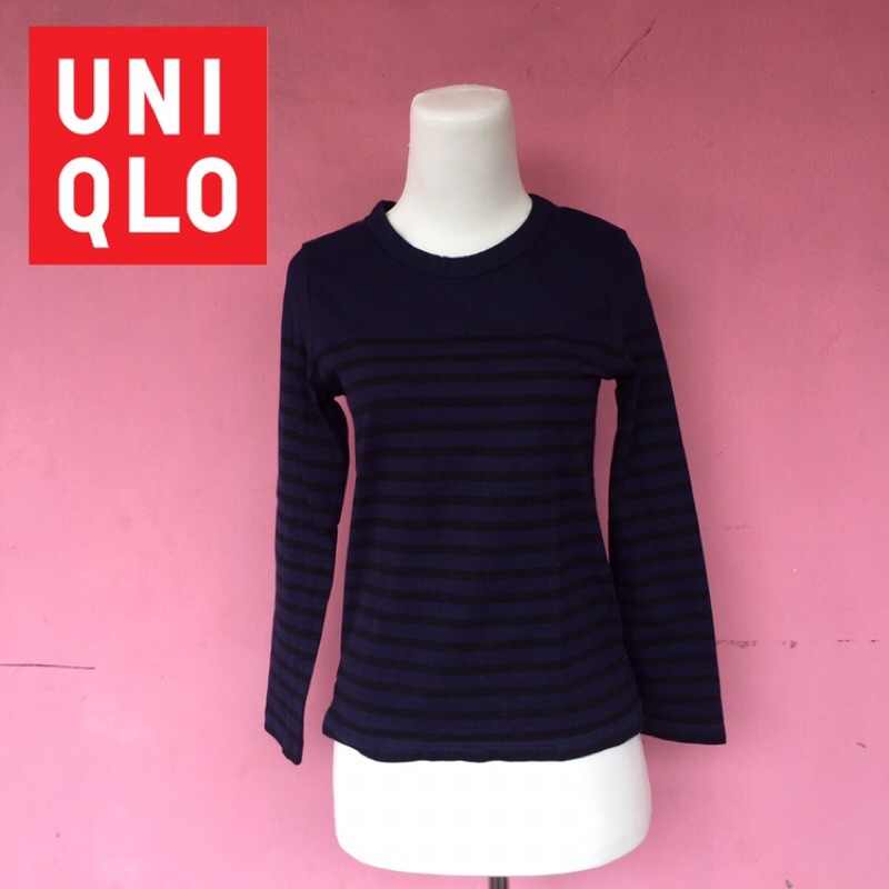 Uniqlo kaos wanita garis navy