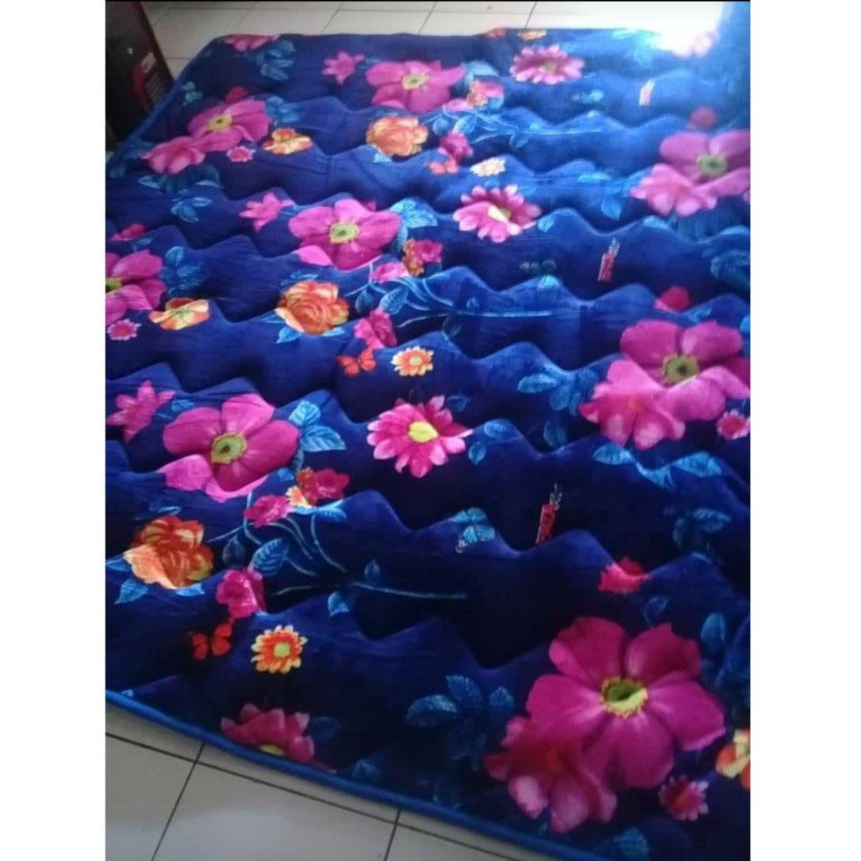 Karmut (karpet selimut) BUNGA NAVY
