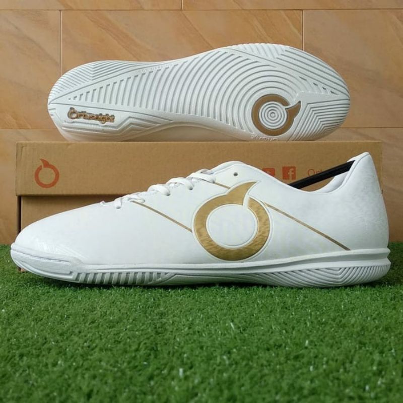 Ortuseight Sabre IN - White/Gold