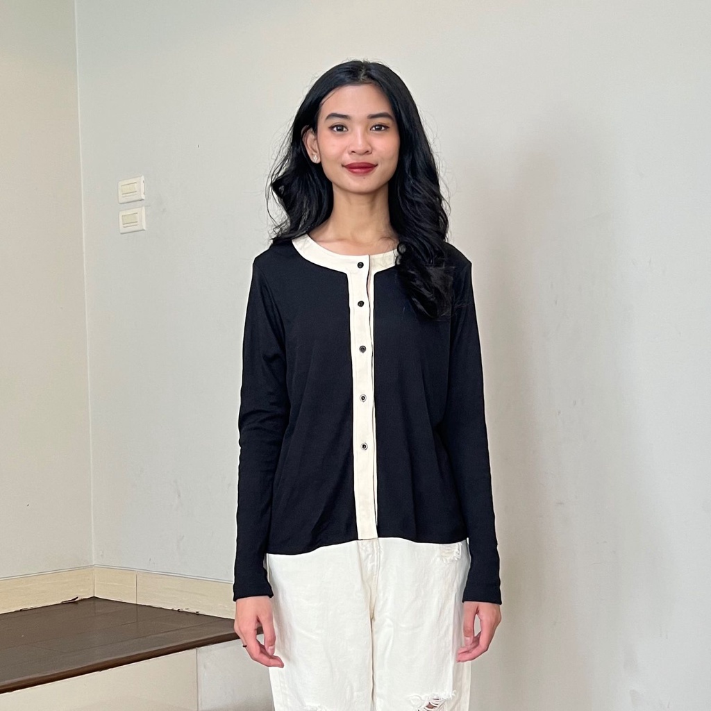 NONA Queens Top Long Sleeve Black Cream - Atasan Wanita