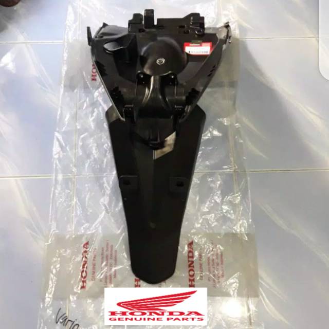 Spakbor Belakang Vario 125 fi old 8010AKZR600