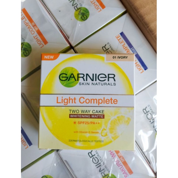 Garnier Bedak Padat Ivory Original