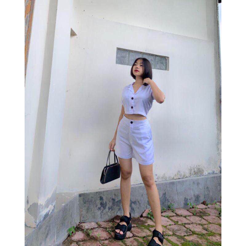 Satu Setelan Crop Top KAncing Celana Pendek Harga Khusus Terbatas!!!