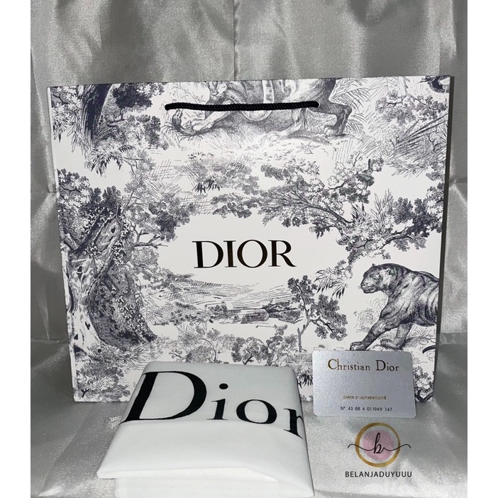 Paper Bag Dior Hitam Putih Pembungkus Kado Branded