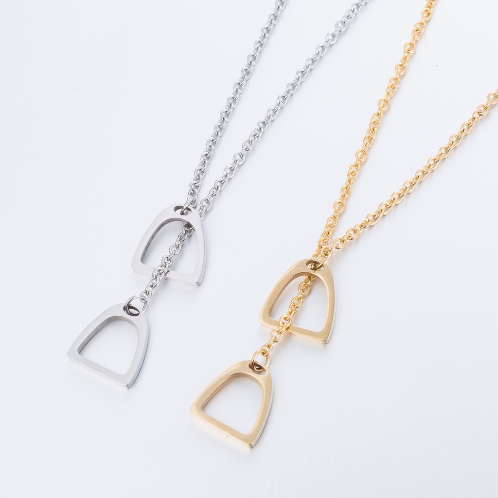 Kalung Desain Hewan Sepatu Kuda Bahan stainless steel Gaya Korea Untuk Wanita
