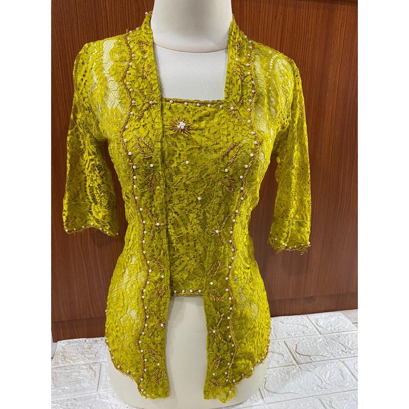 Kebaya bali brokat semiperancis payet mutiara lengan pendek / kebaya / kebaya bali / kebaya payet