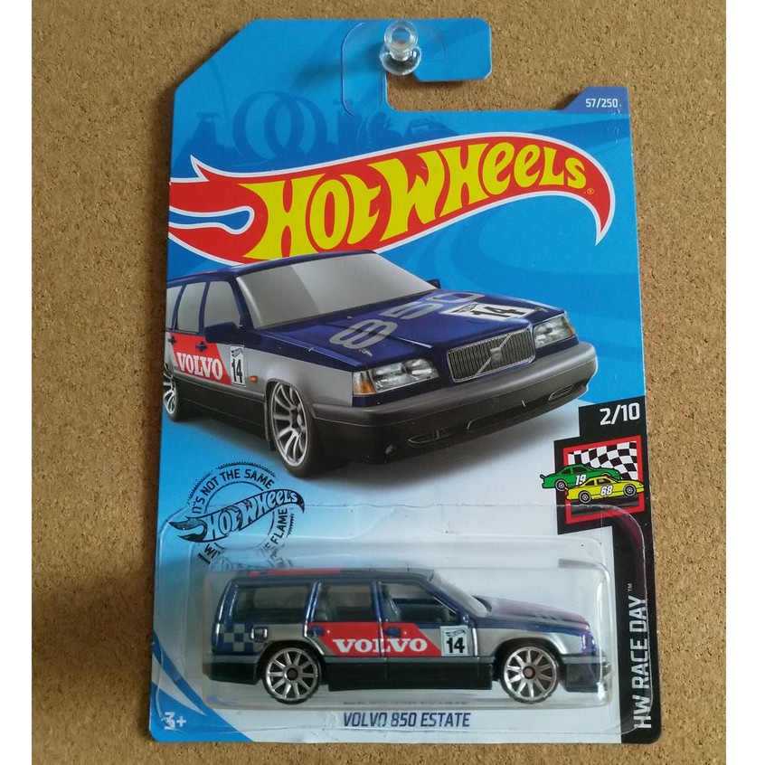 hot wheels volvo 850