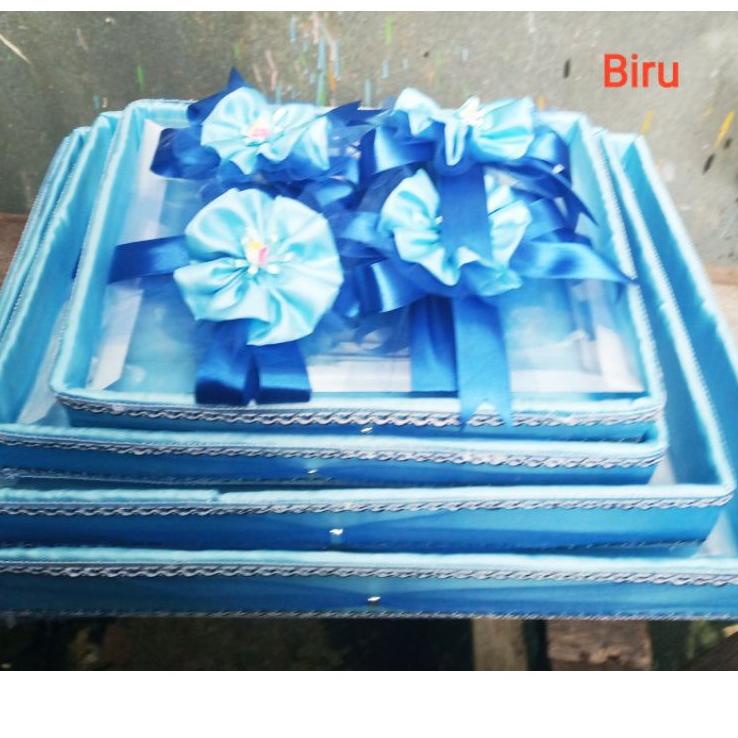 

Langsung Beliii.. BOX KOTAK SESERAHAN HANTARAN MIKA PERNIKAHAN LAMARAN PARSEL BINGKISAN 1 SET ISI 4 BOX