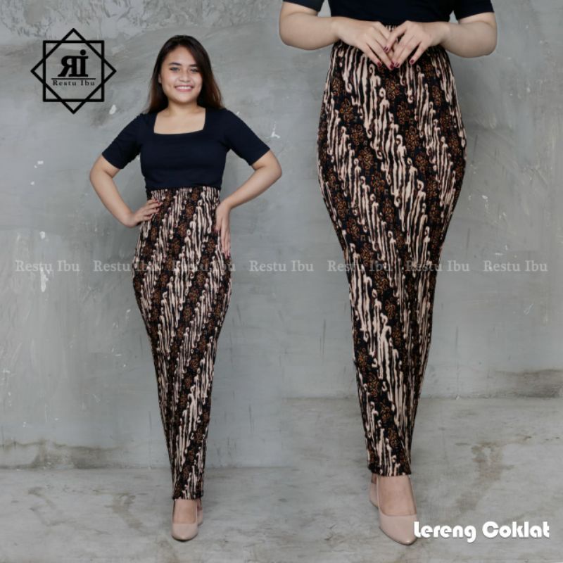 COUPLE ROK BATIK COUPLE KEMEJA BATIK MOTIF LERENG MOCCA