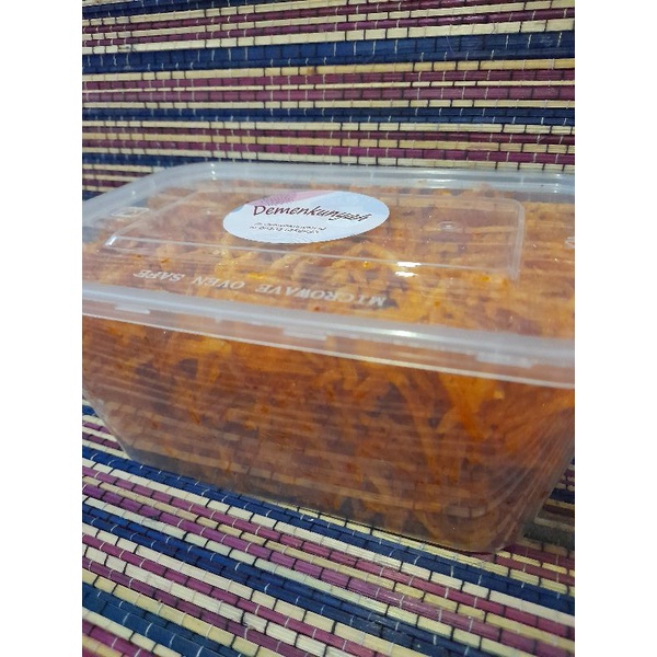 

kentang mustofa/ kentang goreng berbumbu/varian pedas dan tidak pedas