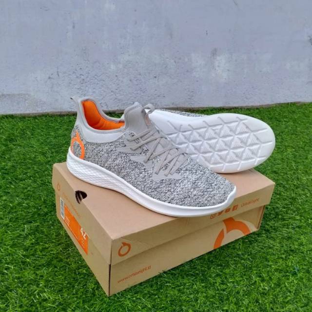 Sepatu running Ortuseight Phyton